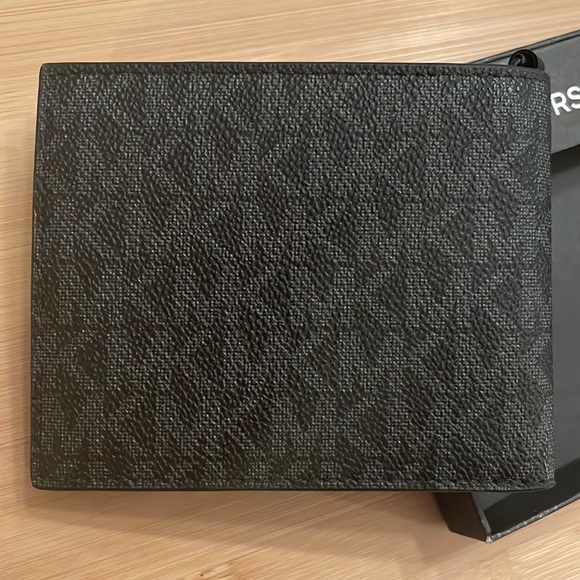 Brand New Michael Kors Black Jet Set Slim Billfold Men’s Wallet - Picture 6 of 13